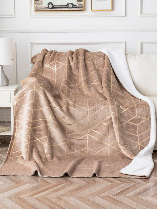 Warm | Coperta Sherpa a Doppia Strato con Dettagli dorati 440GSM
